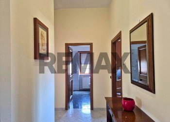 Hall / corridoio - Three-room apartment Via Paolo Damiani
 
96, Fiumicino - photo 29