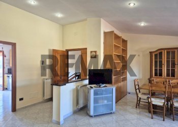 Sala da pranzo - Three-room apartment Via Paolo Damiani
 
96, Fiumicino - photo 33