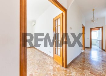 Hall / corridoio - Trilocale Via Portunno
 
106, Fiumicino - foto 8