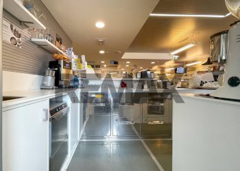 Cucina - Cafeteria - Cold Bar via dei colli
202, Selvazzano Dentro - photo 13