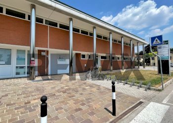Edificio all\'aperto - Cafeteria - Cold Bar via dei colli
202, Selvazzano Dentro - photo 17