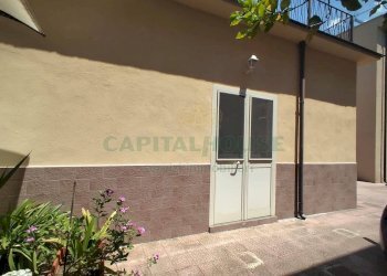 Foto 2 - Magazzino via galatina, Santa Maria Capua Vetere - foto 2