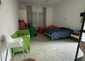 Camera / camera da letto - Three-room apartment VIA CRISTOFORO COLOMBO
 
90, Minturno - photo 7