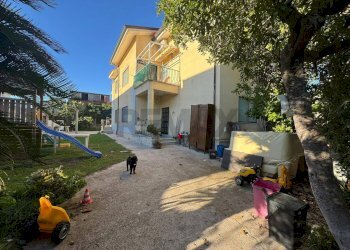 Casa all\'aperto - Three-room apartment VIA CRISTOFORO COLOMBO
 
90, Minturno - photo 13