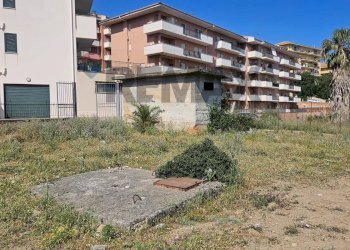 Edificio all\'aperto - Terreno agricolo Via Giuseppe Navarra Erudito
 
10, Termini Imerese - foto 17