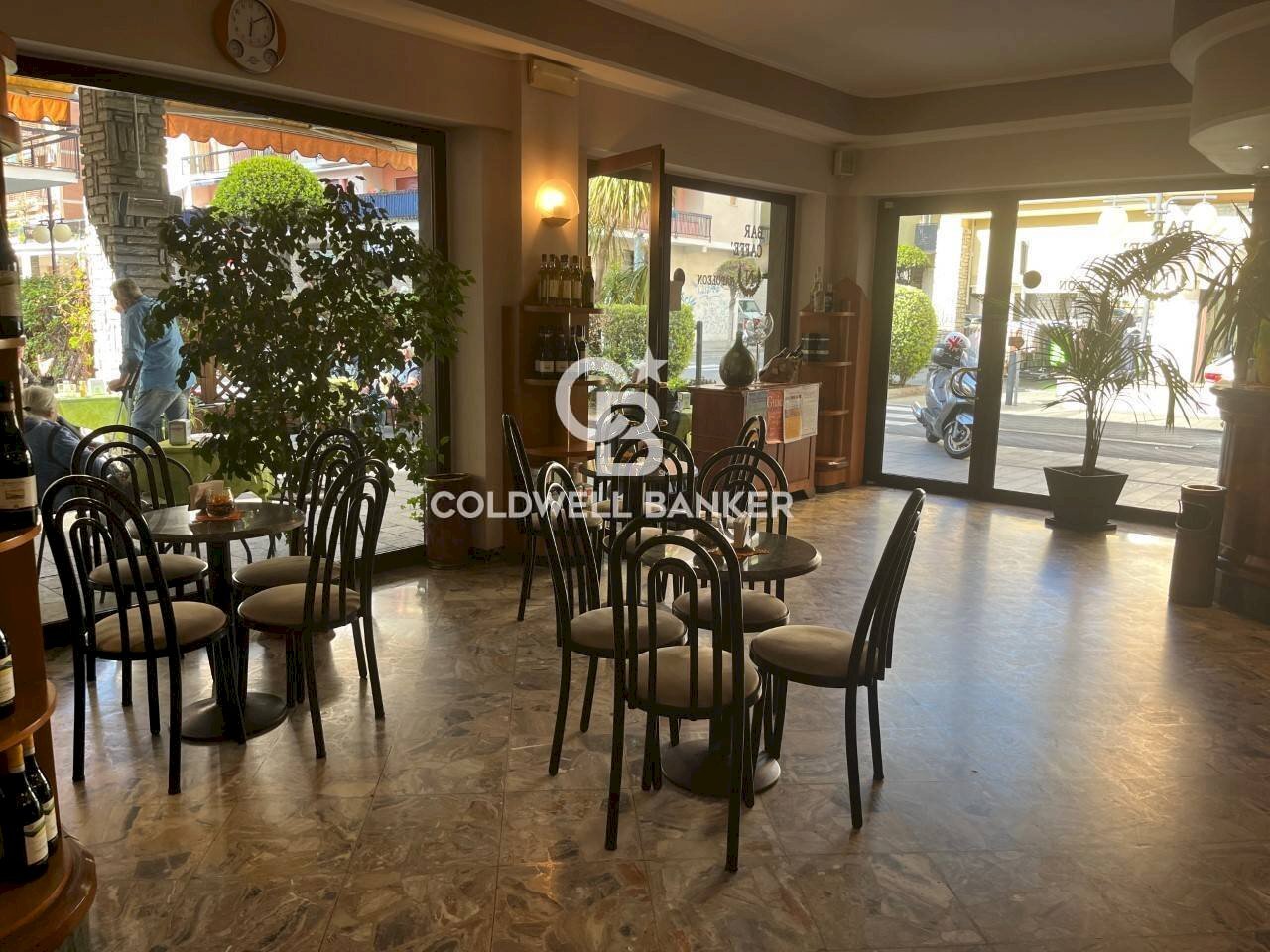 Foto 2 - Cafeteria - Cold Bar VIA CLAVESANA
55, Andora - photo 2