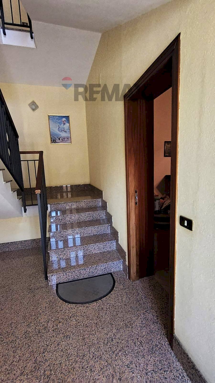 Scale - Apartment Corso dei Mille
200/A, Menfi - photo 3