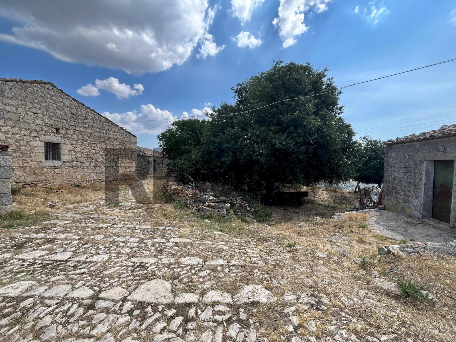 Casa all\'aperto - Rustico viale delle americhe
 
SN, Ragusa - foto 1