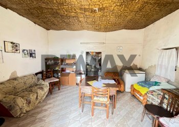 Sala da pranzo - Rustico viale delle americhe
 
SN, Ragusa - foto 5