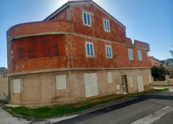 Edificio all\'aperto - Trilocale Via Ignazio Rosa ang. Via Stromboli
 
s.n., Vittoria - foto 2