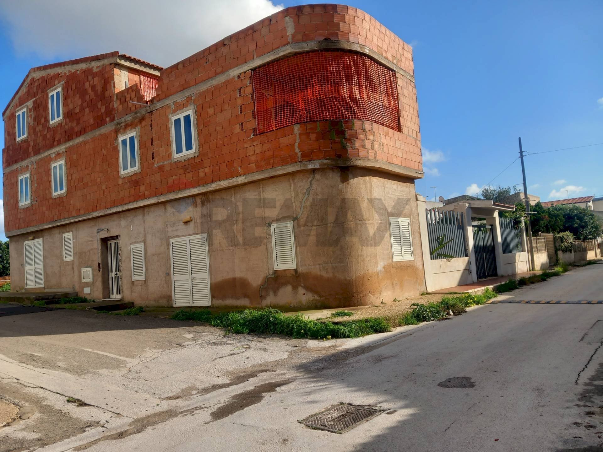 Edificio all\'aperto - Three-room apartment Via Ignazio Rosa ang. Via Pantelleria
s.n., Vittoria - photo 3