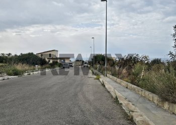 Edificio all\'aperto - Rustic C.DA BOSCO PISANA
 
SNC, Pozzallo - photo 3