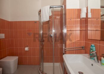 Bagno - Independent house via francesco brancato
 
1, Santa Croce Camerina - photo 11
