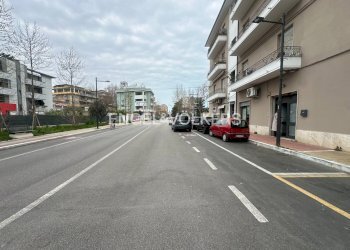 Foto 10 - Locale Commerciale Via Benedetto Croce
105, Pescara - foto 10