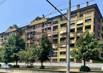Edificio all\'aperto - Trilocale via Eugenio Curiel
 
196, Rozzano - foto 6