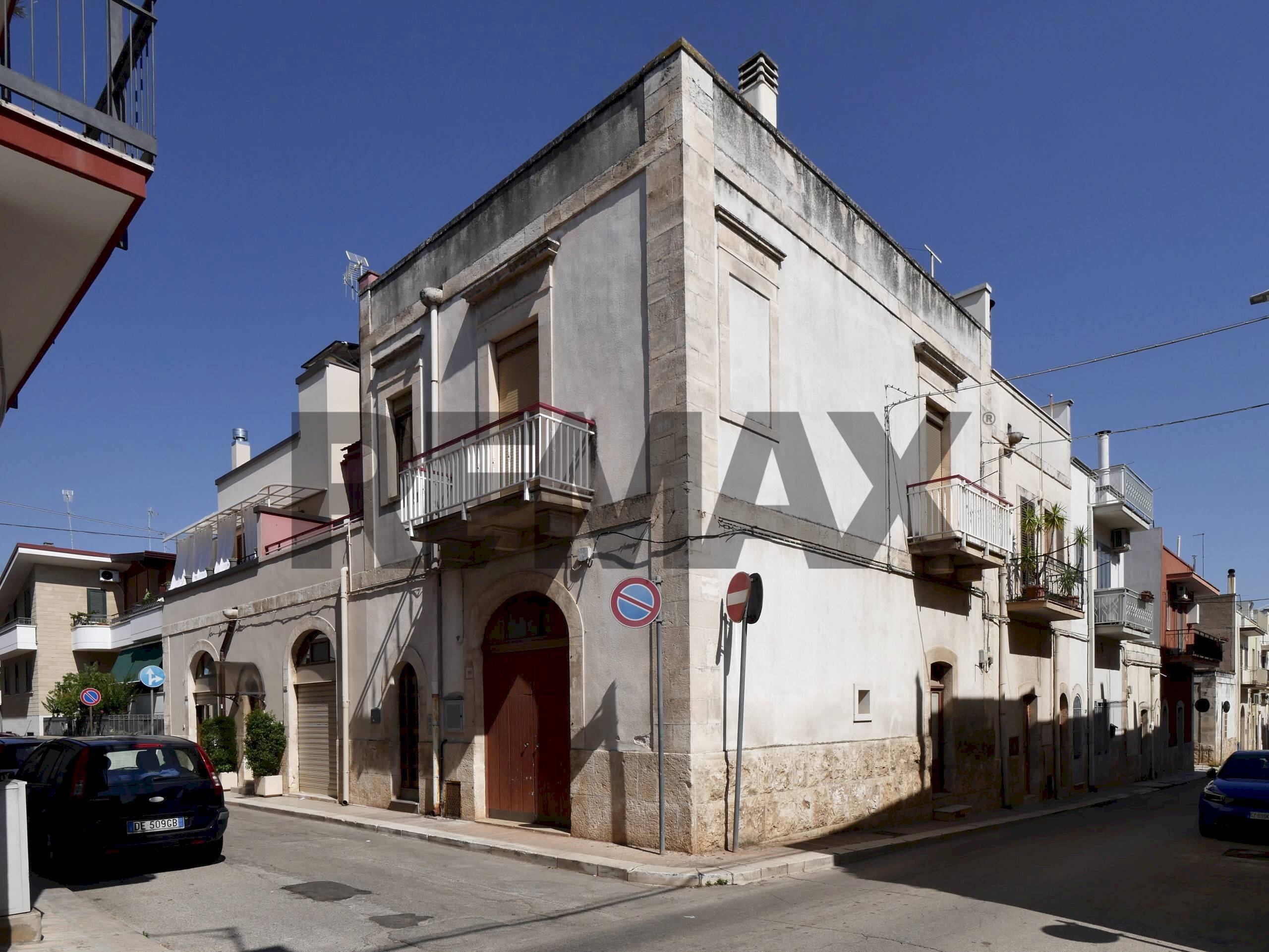 Edificio all\'aperto - Casa indipendente Via Giuseppe Garibaldi
 
17/19, Turi - foto 1