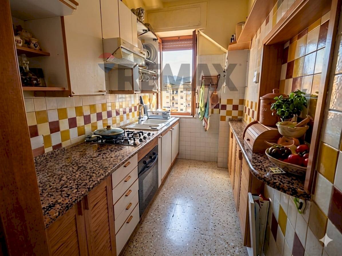 Cucina - Semi-detached house Via Dei Peligni
149, Pescara - photo 2