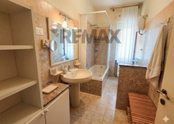 Bagno - Semi-detached house Via Dei Peligni
 
149, Pescara - photo 5