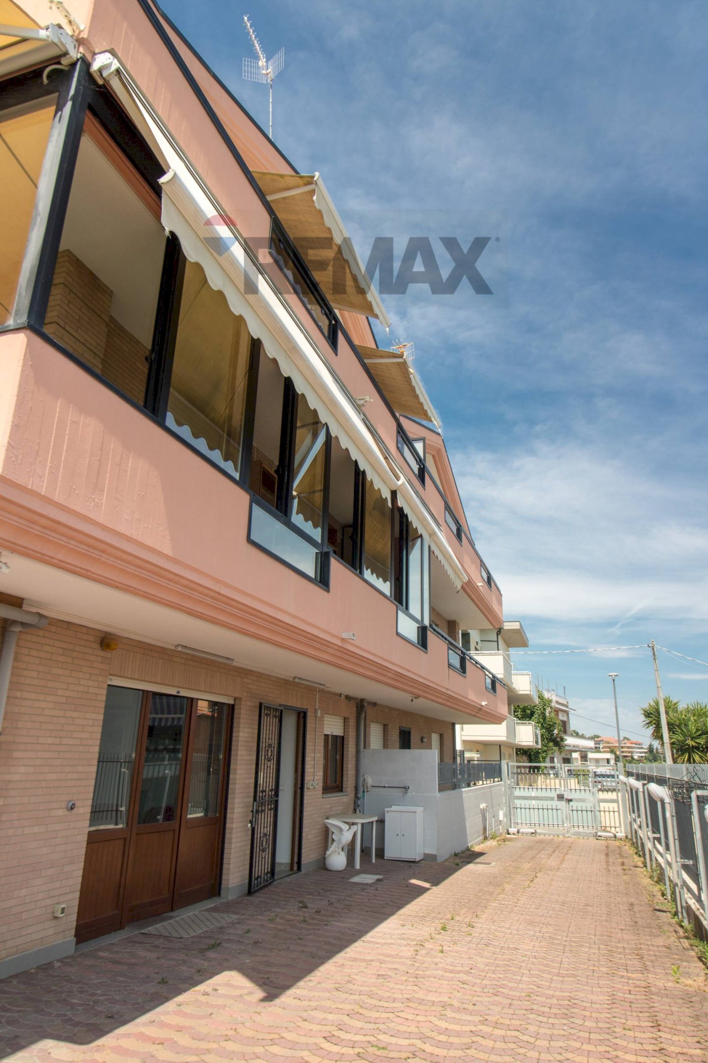 Edificio all\'aperto - Semi-detached house Via Giuseppe Toppeta
 
29/1, Pescara - photo 1
