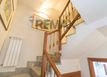 Scale - Semi-detached house Via Giuseppe Toppeta
 
29/1, Pescara - photo 15