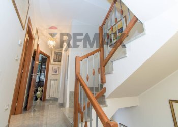 Hall / corridoio - Semi-detached house Via Giuseppe Toppeta
 
29/1, Pescara - photo 30