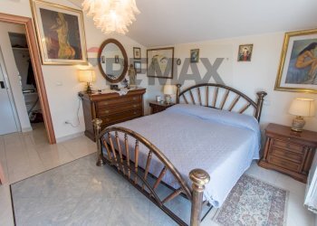 Camera / camera da letto - Semi-detached house Via Giuseppe Toppeta
 
29/1, Pescara - photo 32