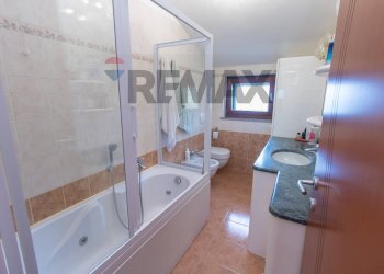 Bagno - Semi-detached house Via Giuseppe Toppeta
 
29/1, Pescara - photo 36
