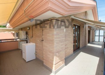Terrazza - Semi-detached house Via Giuseppe Toppeta
 
29/1, Pescara - photo 41