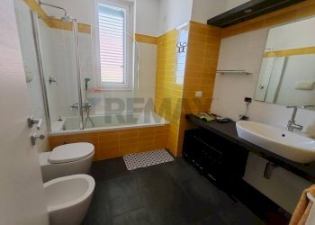 Bagno - Three-room apartment Via San Berardino
 
10, Francavilla al Mare - photo 12