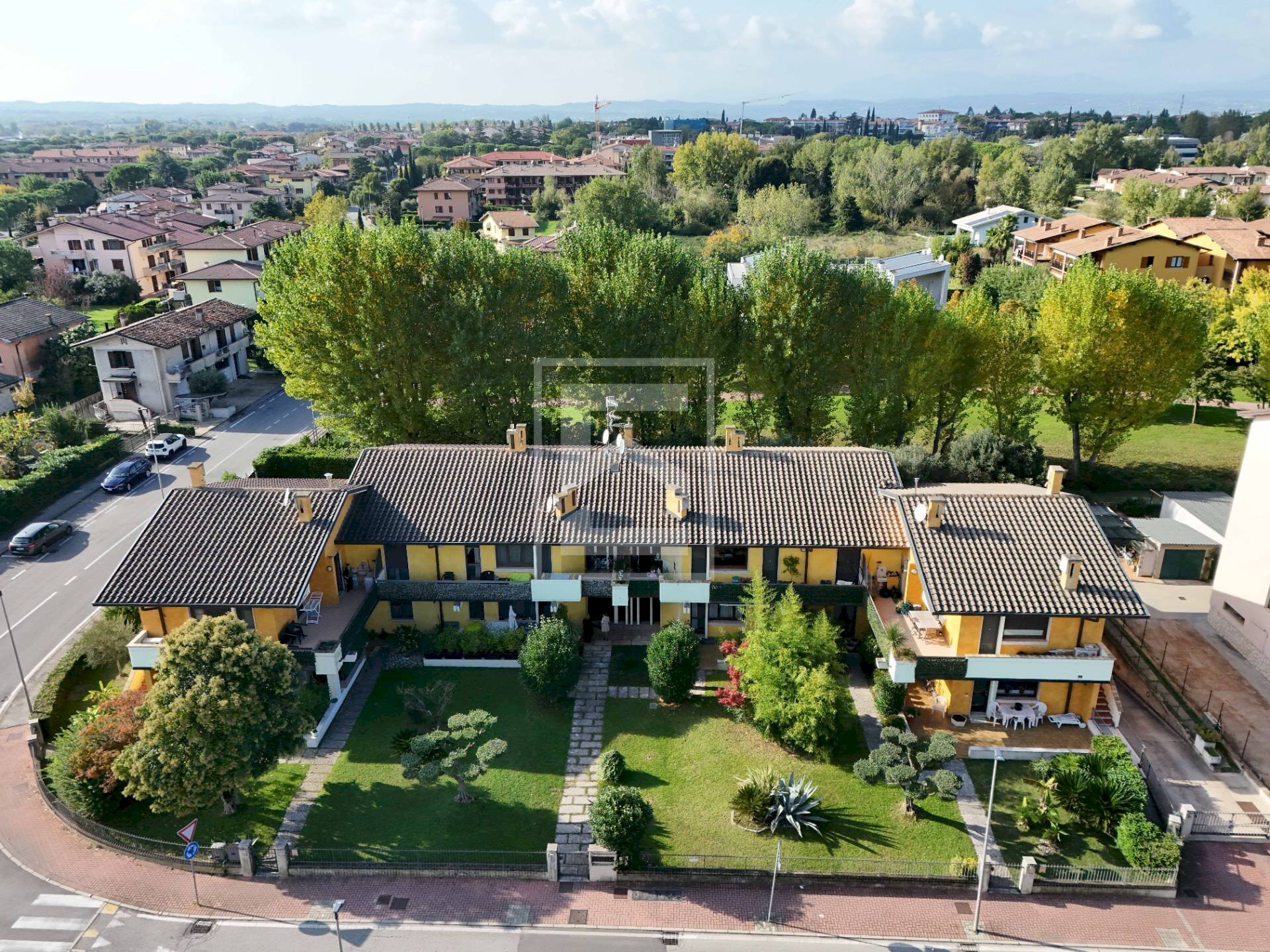 Foto 2 - Four-room apartment VIA SAN MARTINO DELLA BATTAGLIA, Sirmione - photo 2