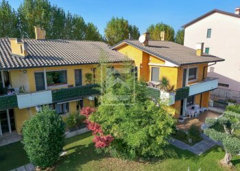 Foto 27 - Four-room apartment VIA SAN MARTINO DELLA BATTAGLIA, Sirmione - photo 27