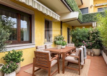 Foto 1 - Four-room apartment VIA SAN MARTINO DELLA BATTAGLIA, Sirmione - photo 1