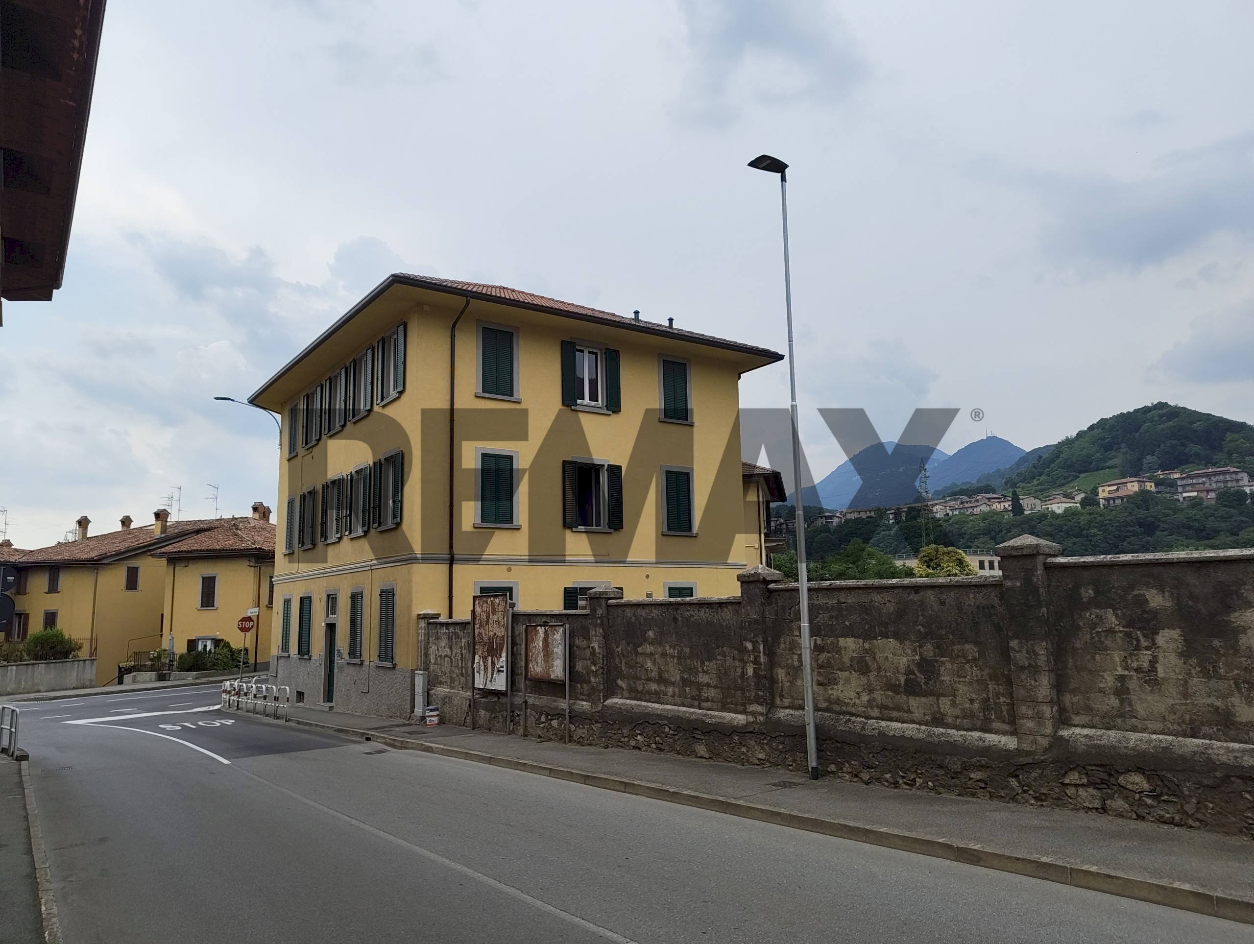 Edificio all\'aperto - Appartamento Via Fratelli Calvi
24, Villa d'Almè - foto 3