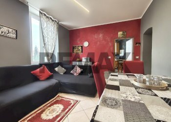 Sala da pranzo - Apartment Via Fratelli Calvi
24, Villa d'Almè - photo 6