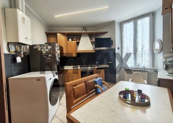 Cucina - Apartment Via Fratelli Calvi
24, Villa d'Almè - photo 8