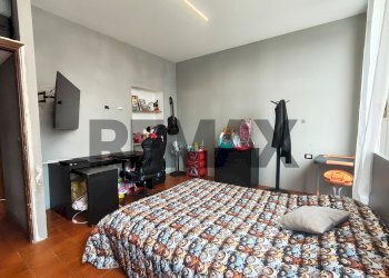 Camera / camera da letto - Apartment Via Fratelli Calvi
24, Villa d'Almè - photo 20