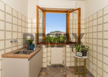 Cucina - Quadrilocale Via Sicilia
 
1, Castiglione della Pescaia - foto 8