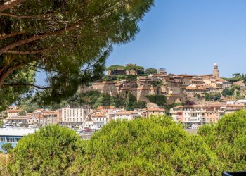 Edificio all\'aperto - Quadrilocale Via Sicilia
 
1, Castiglione della Pescaia - foto 37