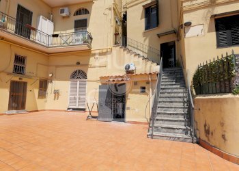 TERRAZZO - Monolocale Napoli - foto 3
