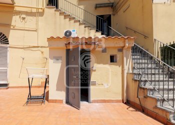 TERRAZZO - Monolocale Napoli - foto 14