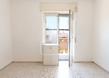 Camera 2 - Quadrilocale Via Terracina
354, Napoli - foto 16