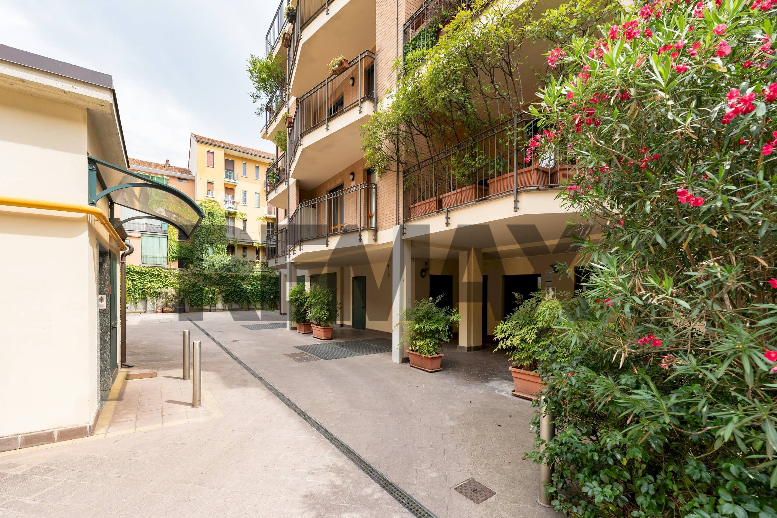 Edificio all\'aperto - Appartamento Via Labeone
6, Milano - foto 3