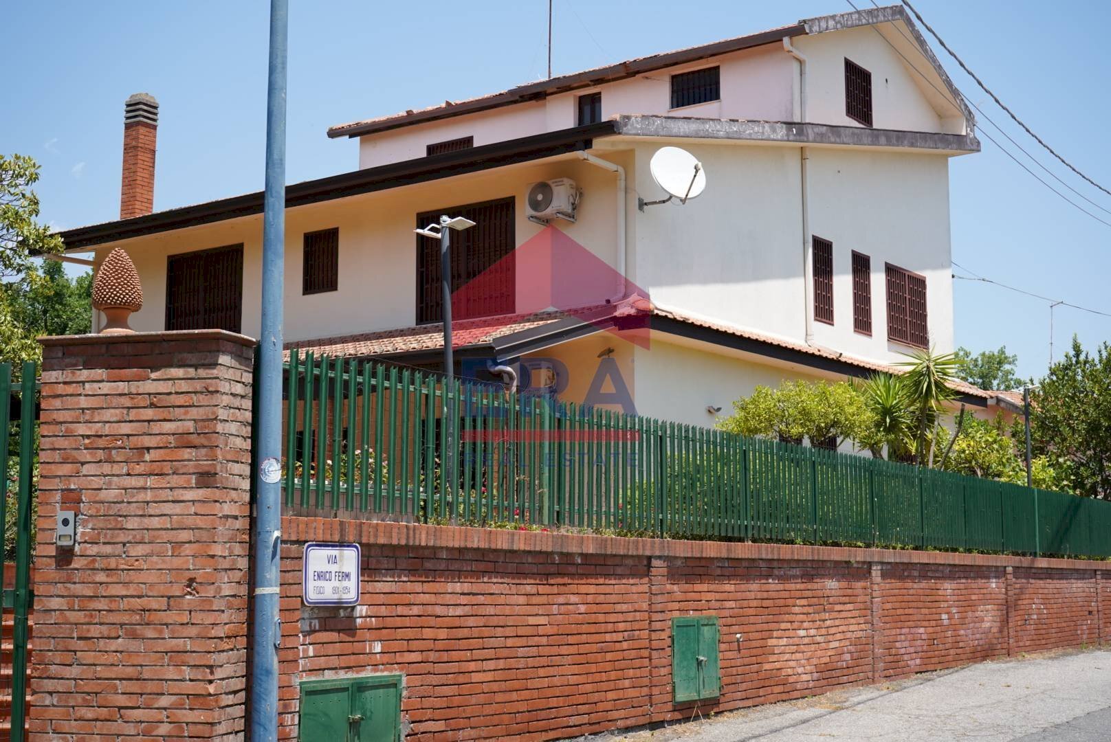 Foto 1 - Villa via archimede
 
1, Pedara - photo 1