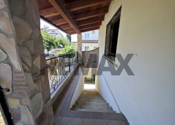 Balcone - Independent house contrada padula
 
47, San Pietro in Guarano - photo 41