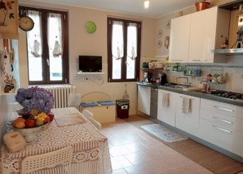 Cucina - Independent house via Torre, Pombia - photo 25