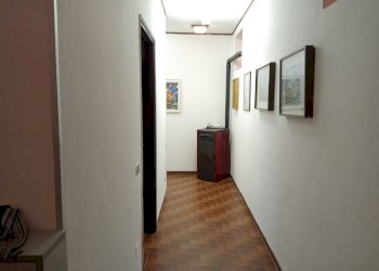 Hall / corridoio - Independent house via Torre, Pombia - photo 30