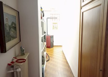 Hall / corridoio - Independent house via Torre, Pombia - photo 31