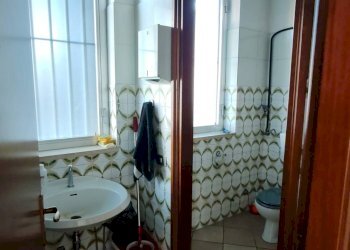 Bagno - Commercial Premises Via Passo Resia, Gallarate - photo 15