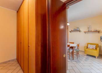 Camera / camera da letto - Semi-detached house via monterosa
 
23, Pombia - photo 13