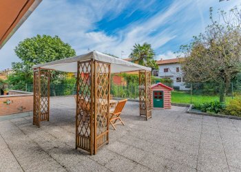 Terrazza - Semi-detached house via monterosa
 
23, Pombia - photo 25